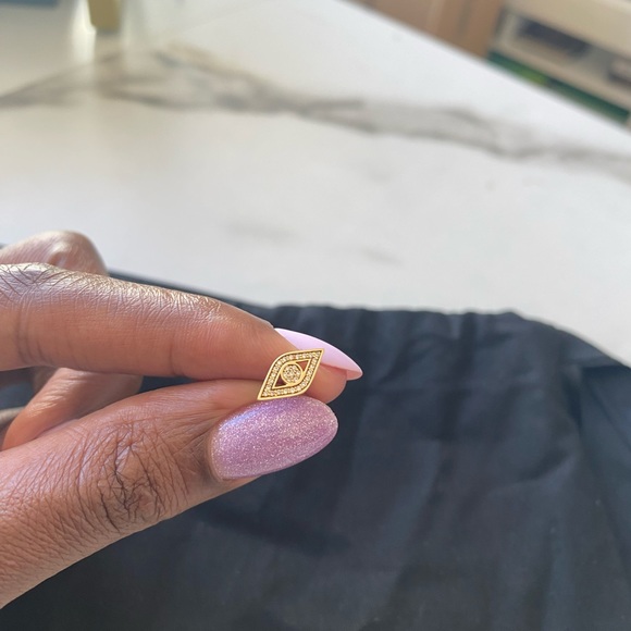 CRYSTAL EVIL EYE EARRING - Picture 5 of 5